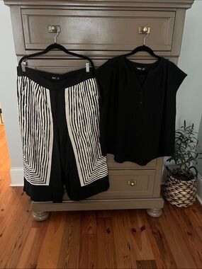Simply Vera Vera Wang Black & White Striped Wide-Leg Pants and Matching Black To